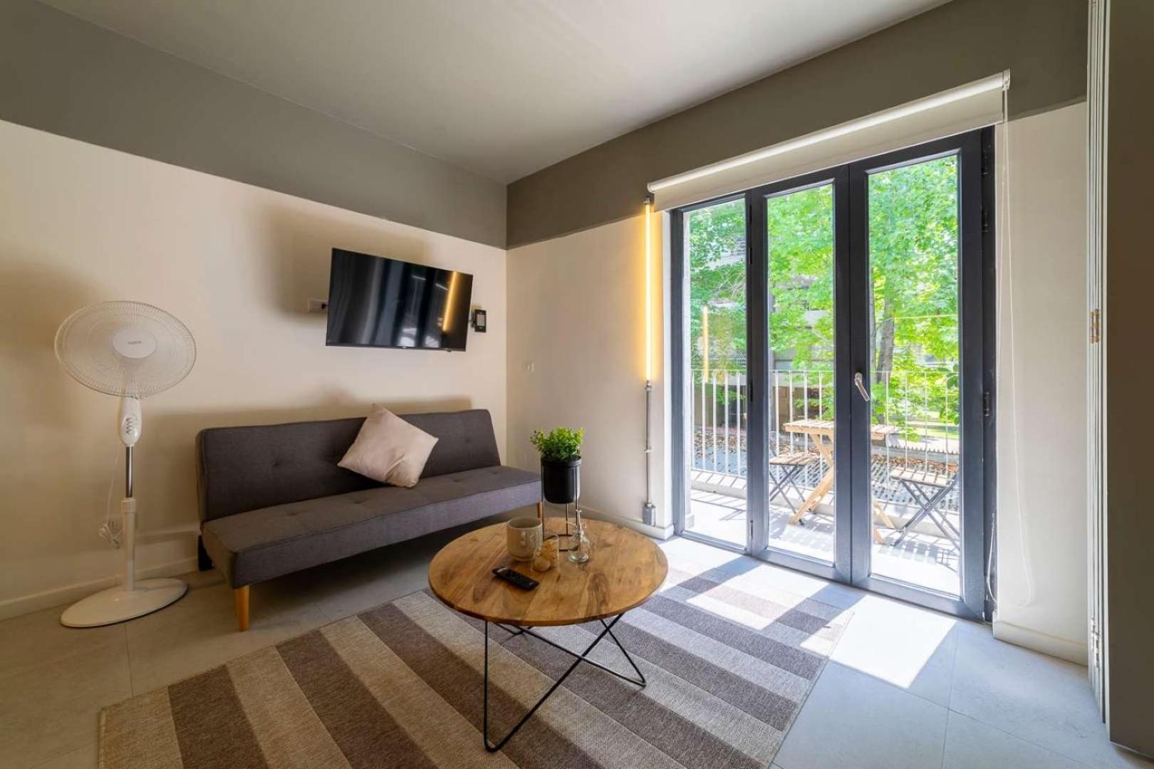 Confortable Cercano A Barrio Italia Santiago